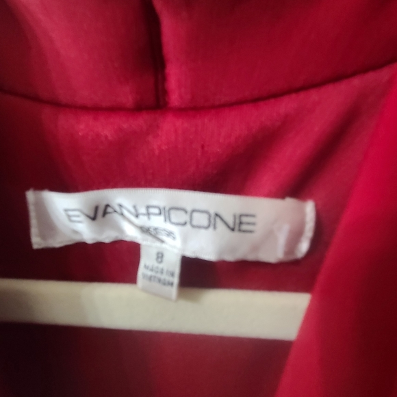 Evan Picone sassy red dress - Picture 5 of 5